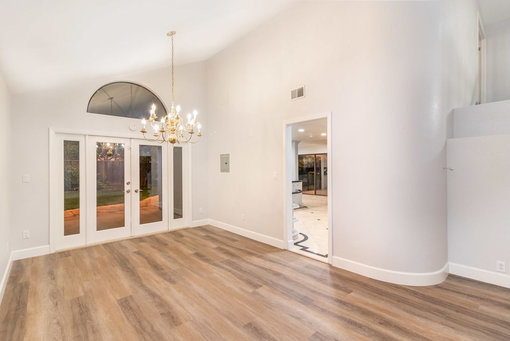10 Tipperary Ct