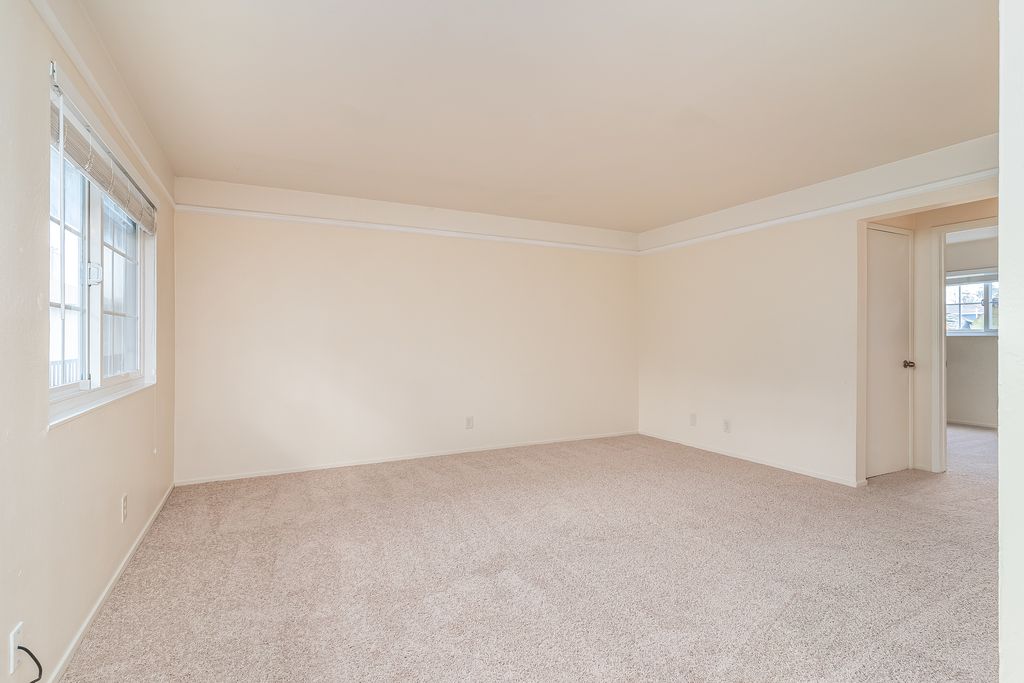 2045 Santa Clara #E