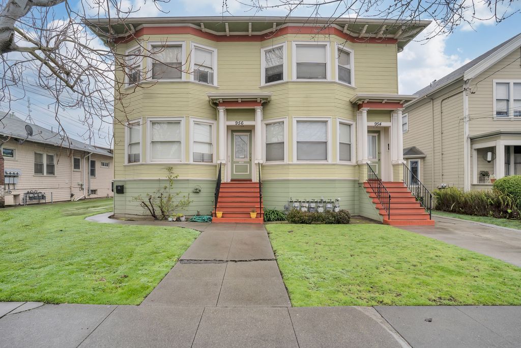 954 Park Street #C