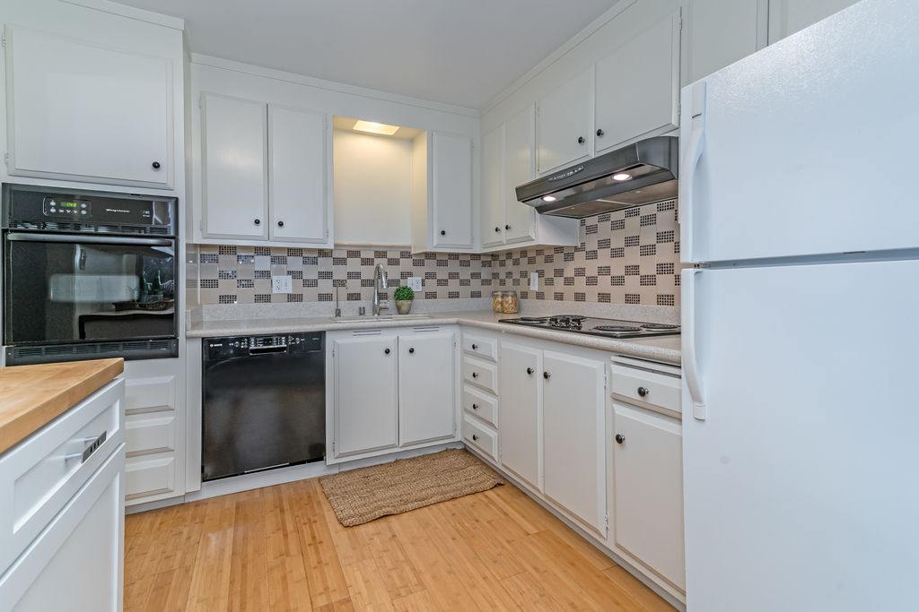 339 Broadway #104