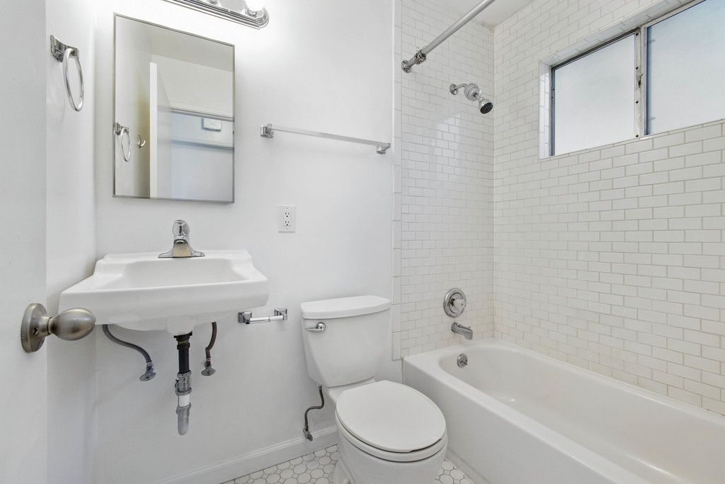 1836 Central Ave #L