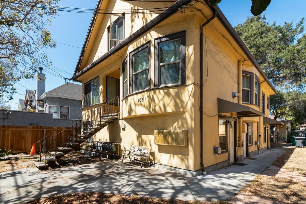 935 Central Ave #E