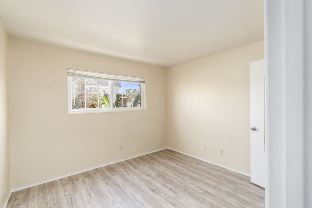 2045 Santa Clara #F