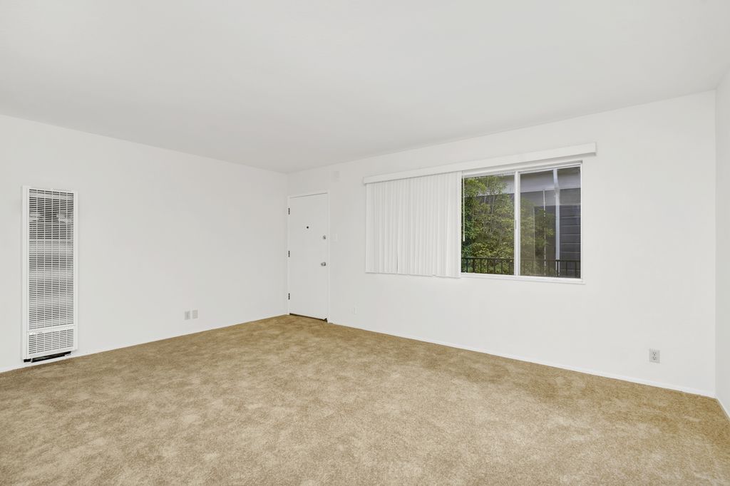 1336 Broadway #C