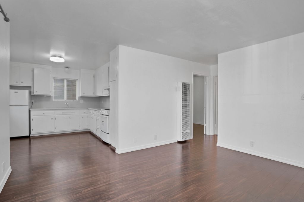 1836 Central Ave #C