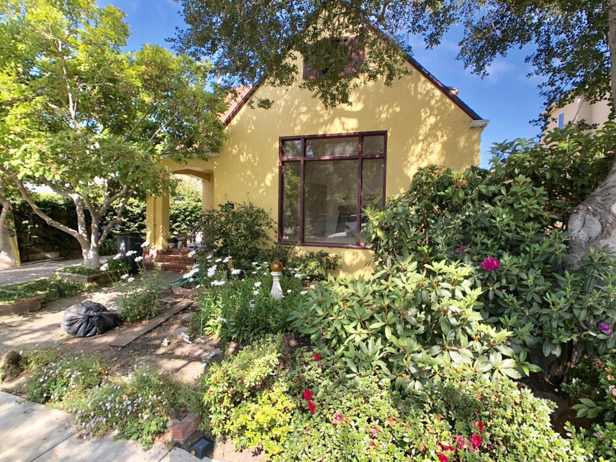 1811 Moreland Drive