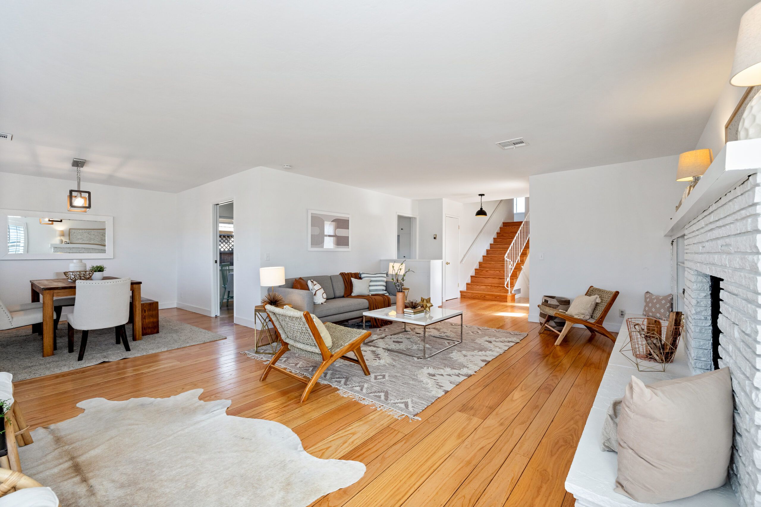 1346 Hansen Ave