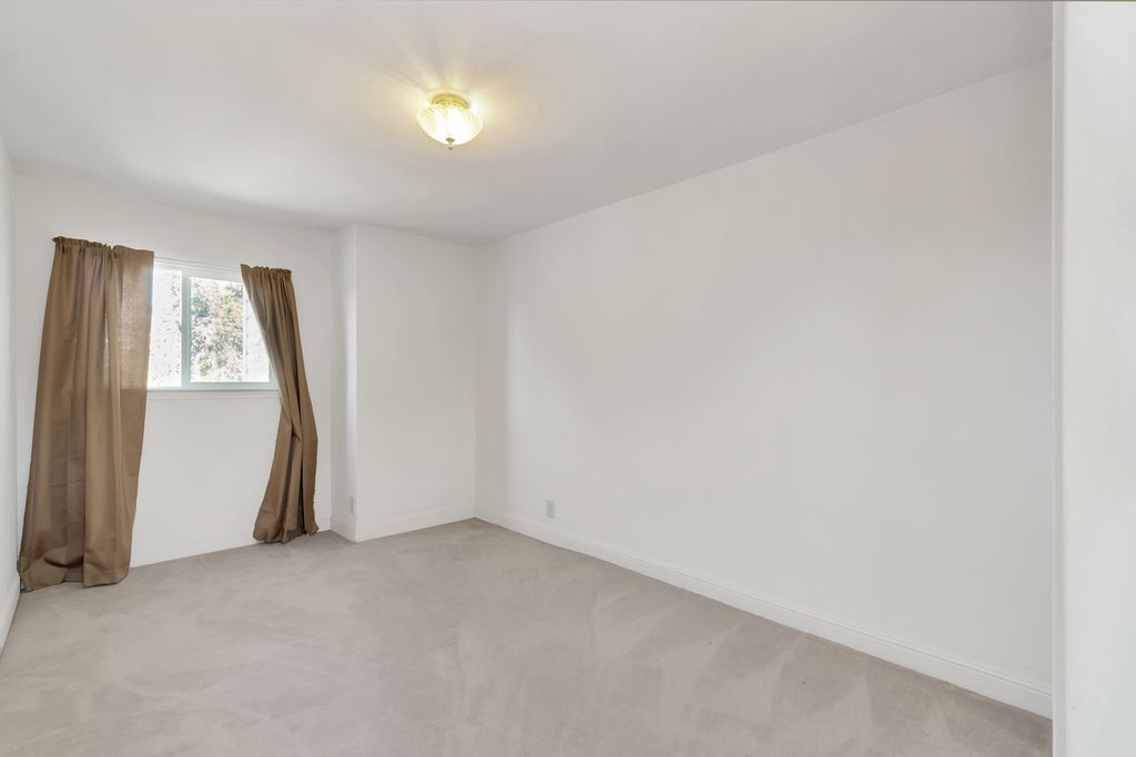 2044 Alameda Ave #F
