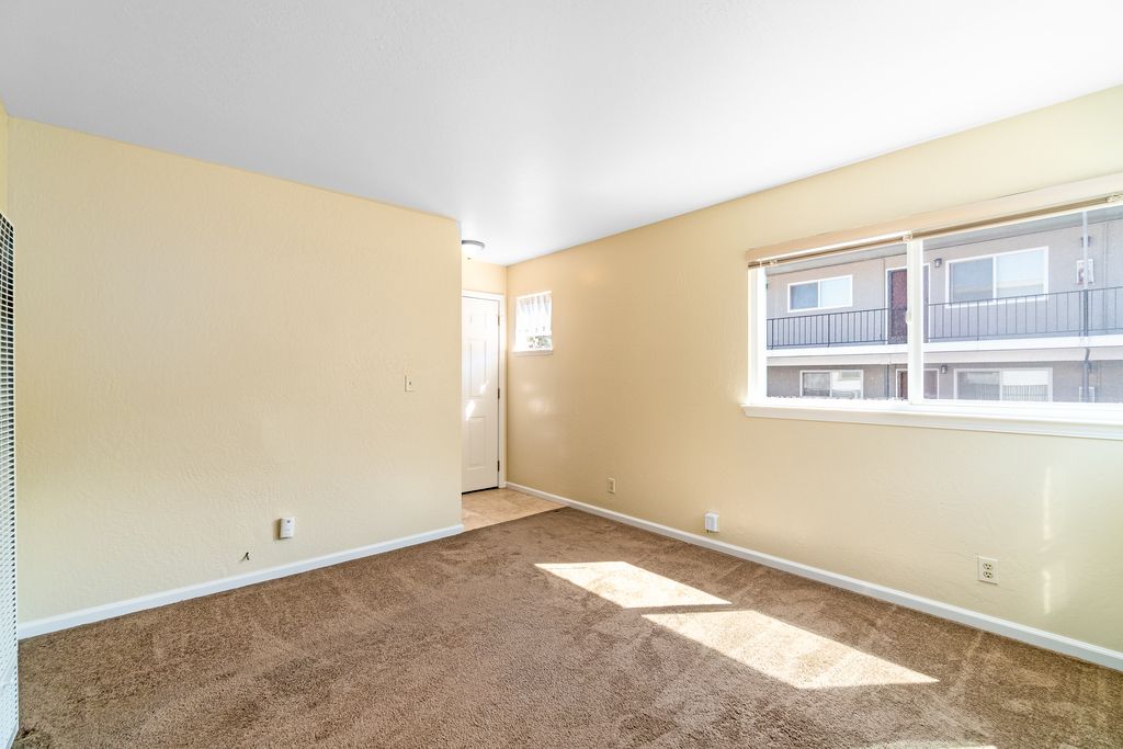 1319 High Street #B