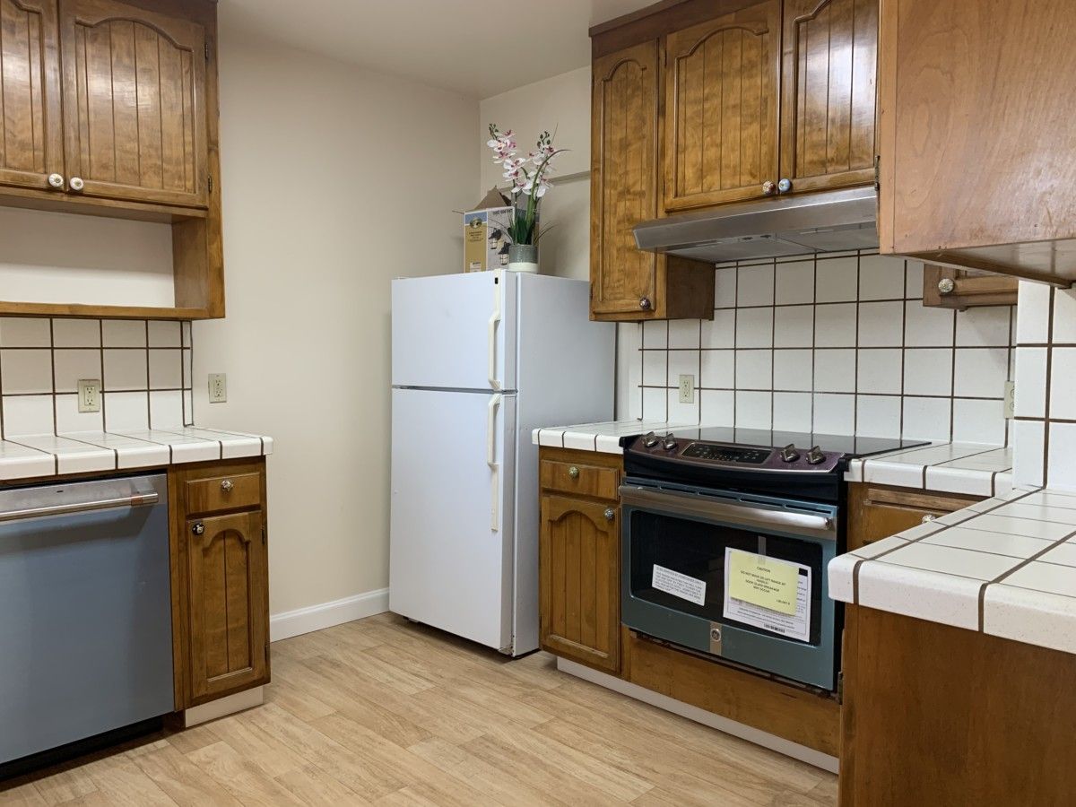 2211 Santa Clara Ave