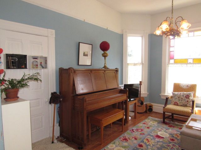 2160 Alameda Avenue