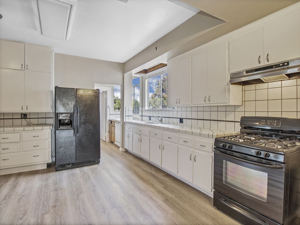 759 Central Ave #A