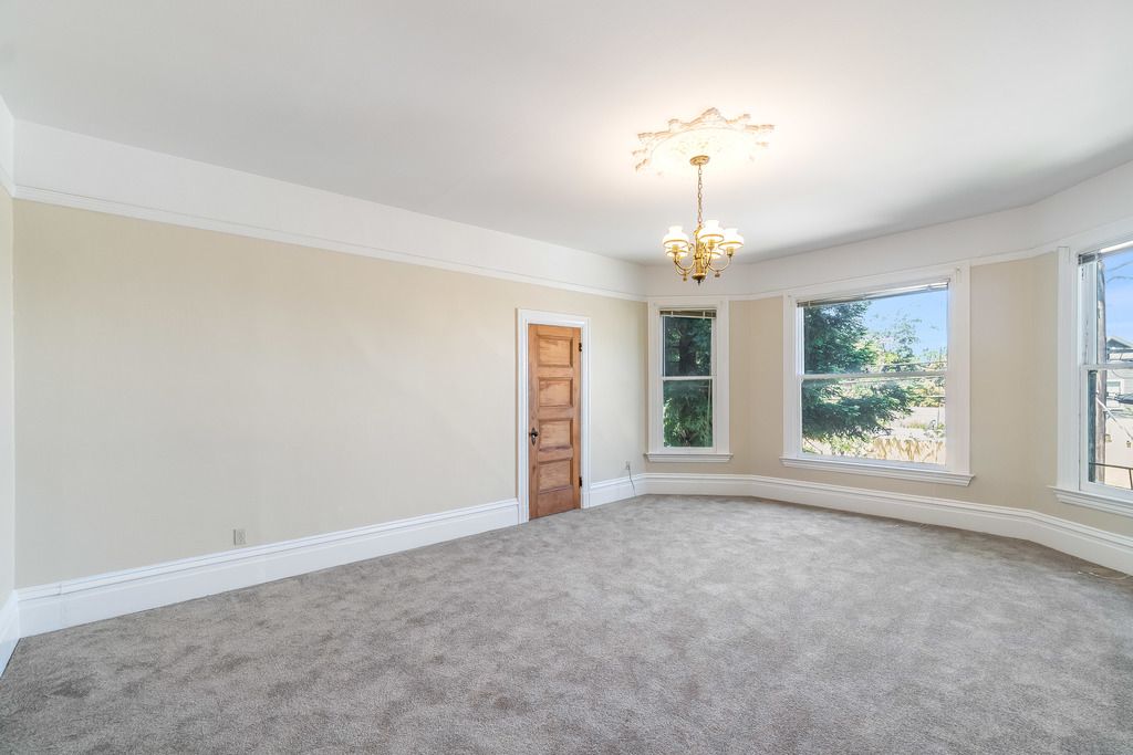 2001 Alameda Ave #5