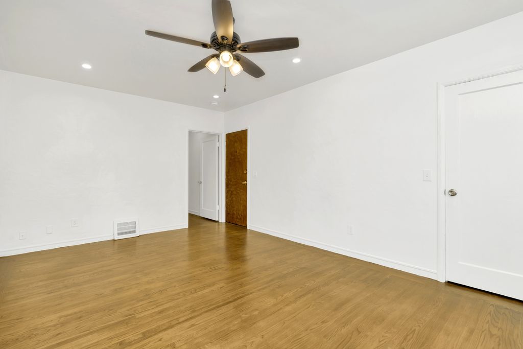 1047 Santa Clara Ave #1