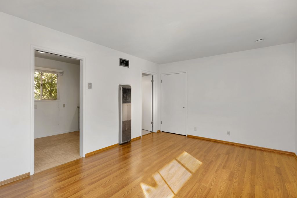2145 Santa Clara Ave #K