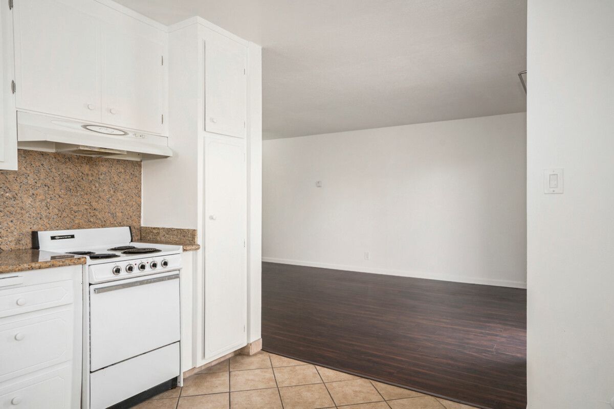 1836 Central Avenue  #H