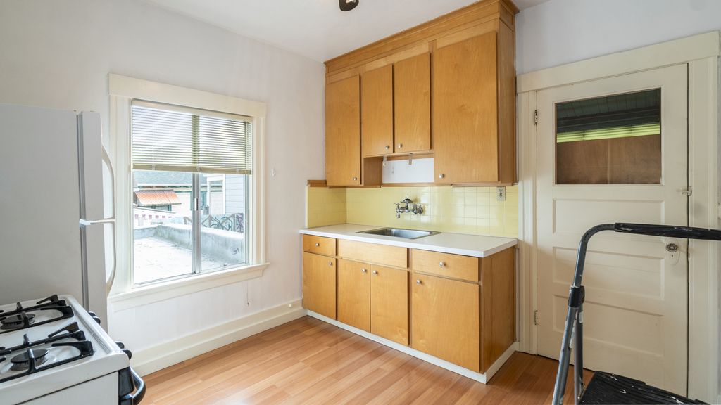 1550 9th Street 