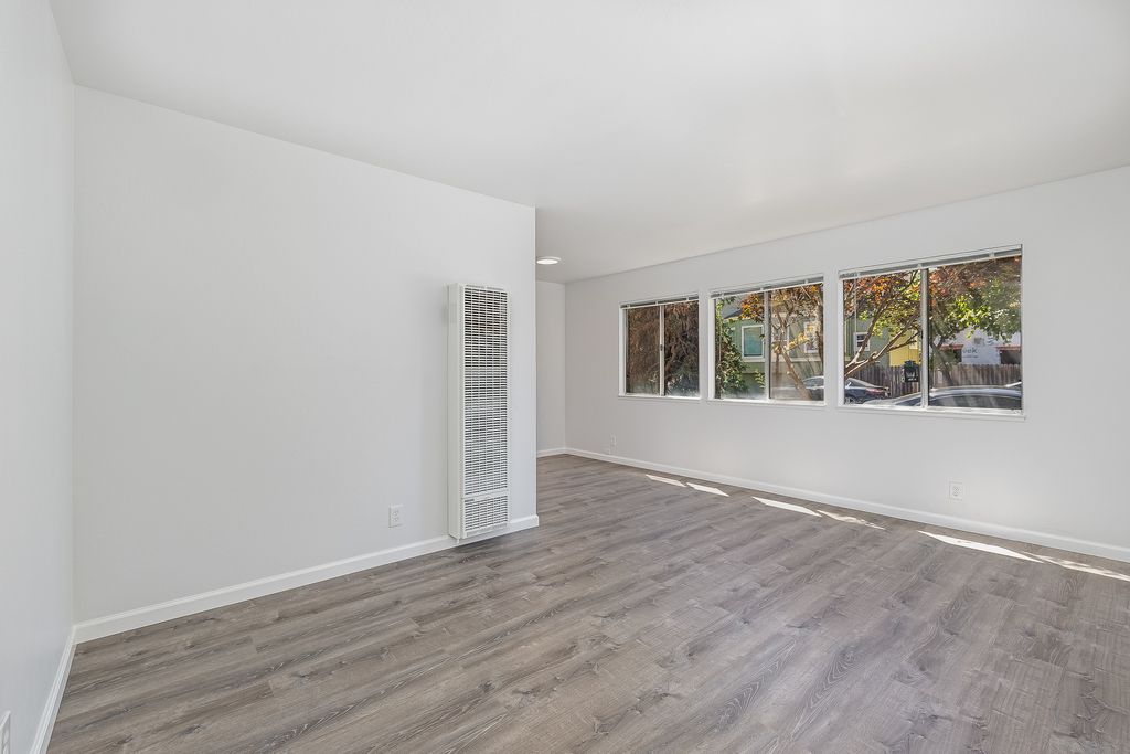2135 Buena Vista Ave #B