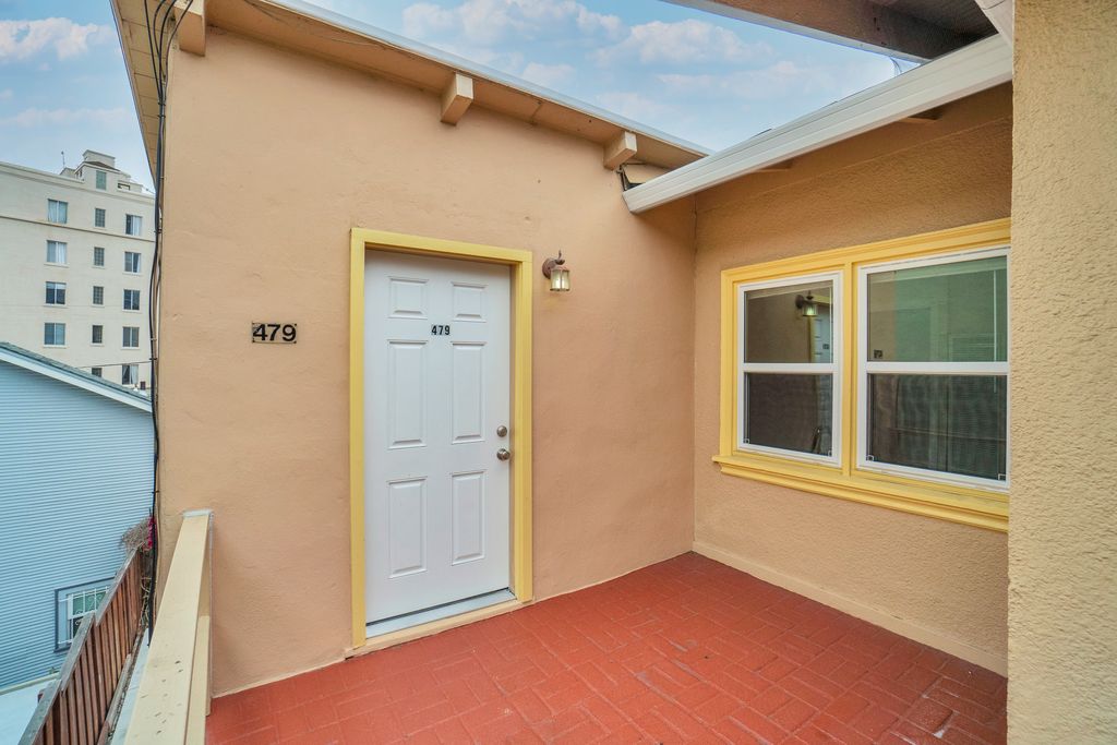 479 Stow Ave
