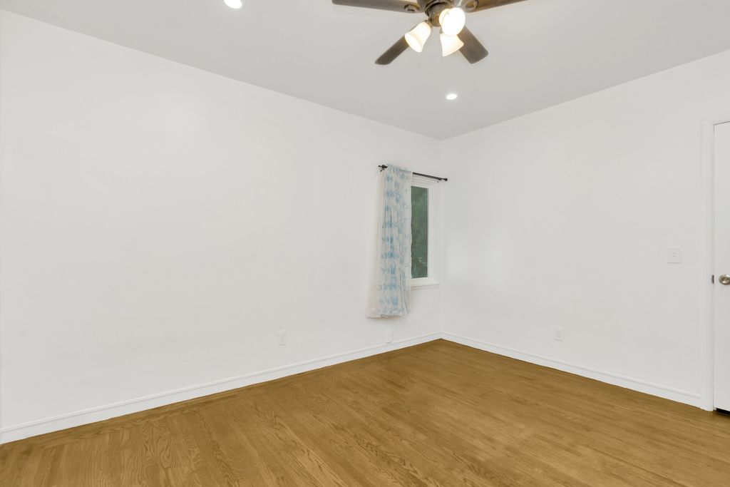 1047 Santa Clara Ave #1