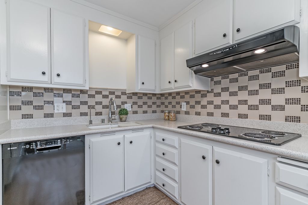 339 Broadway #104