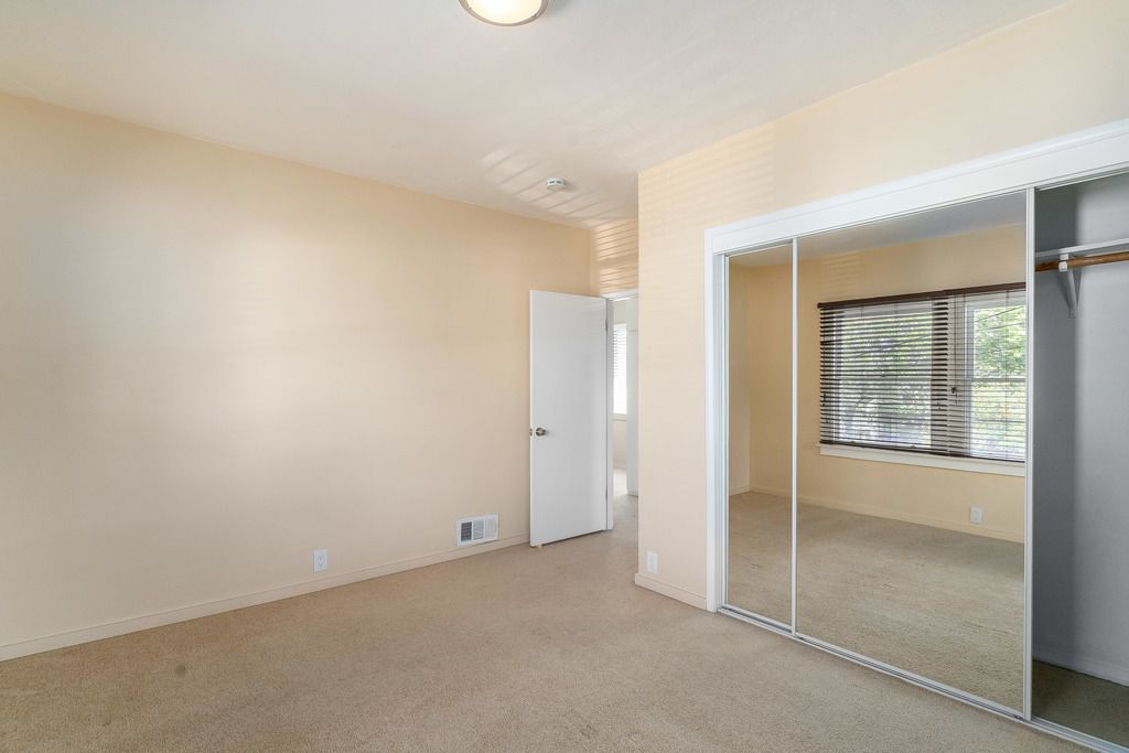 1600 Central Ave #B