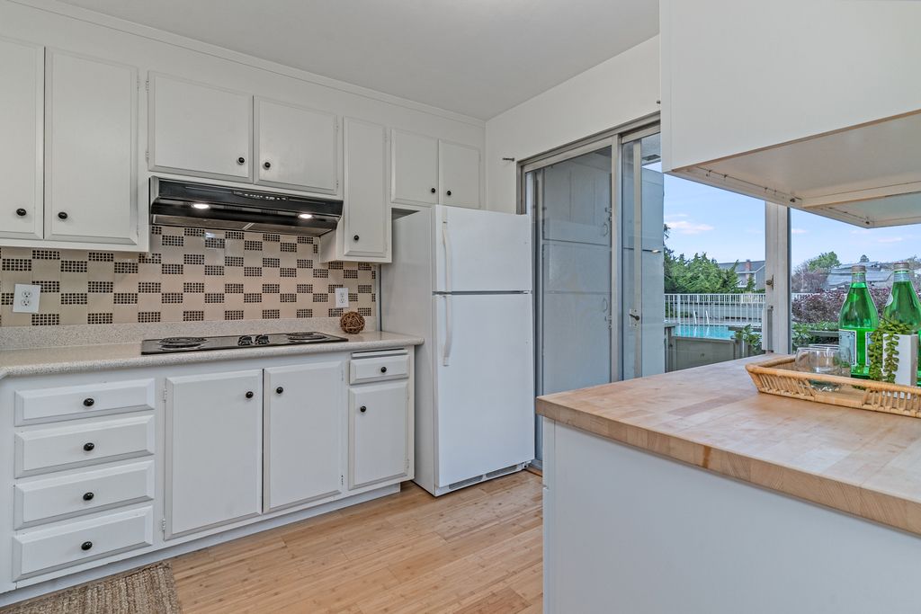 339 Broadway #104