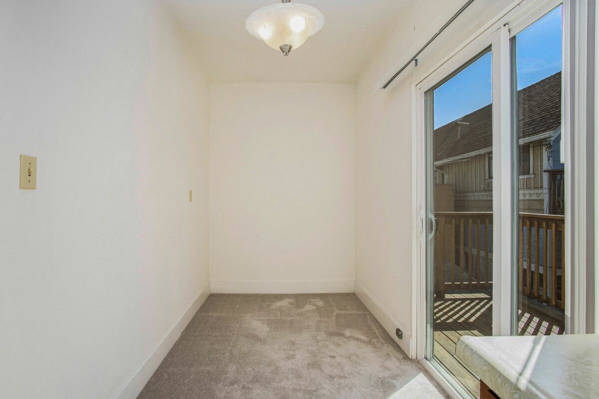 2316 San Antonio Ave - Upper