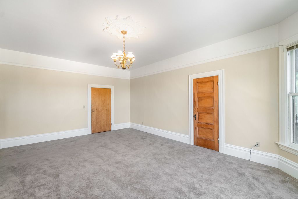 2001 Alameda Ave #5