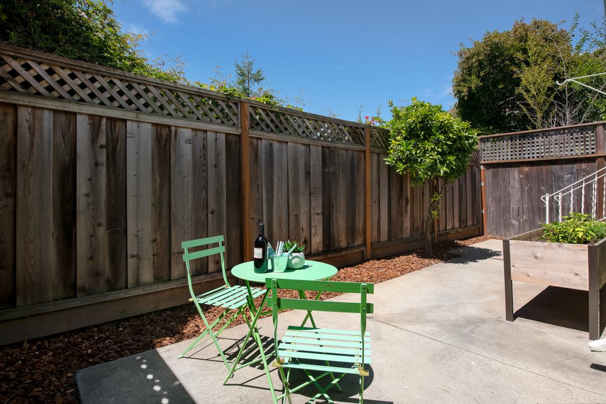 1594 Pacific Avenue