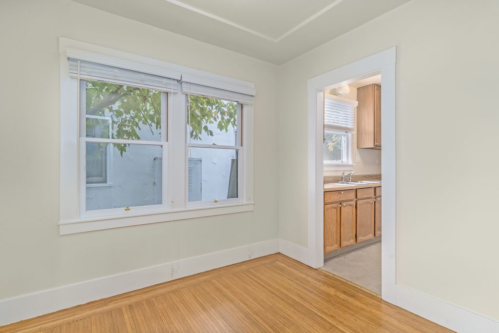 1106 Park Ave #6