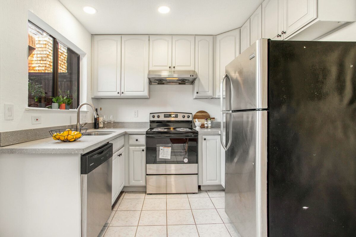 1771 Laguna Street #9