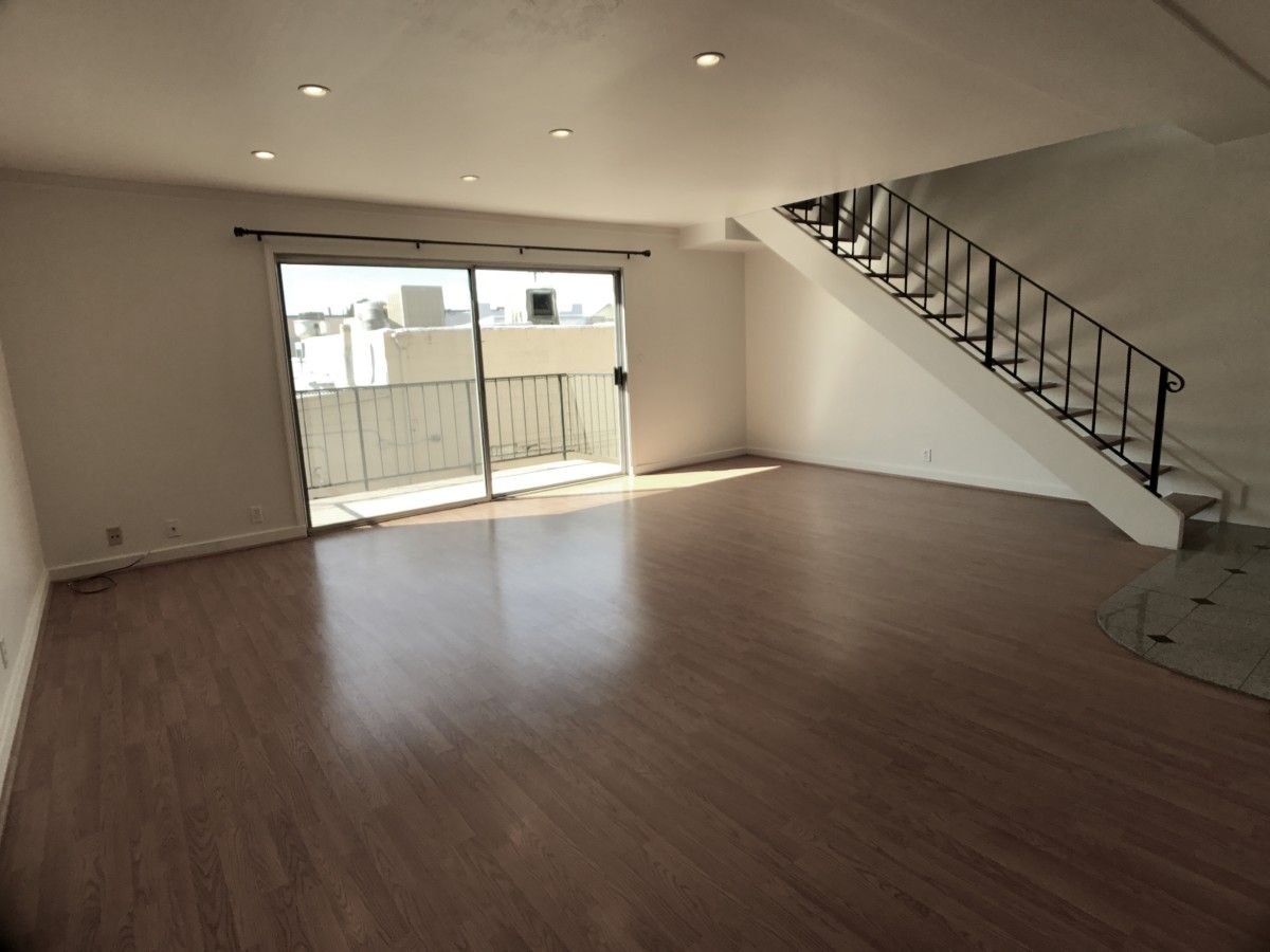 2426 Lincoln Avenue