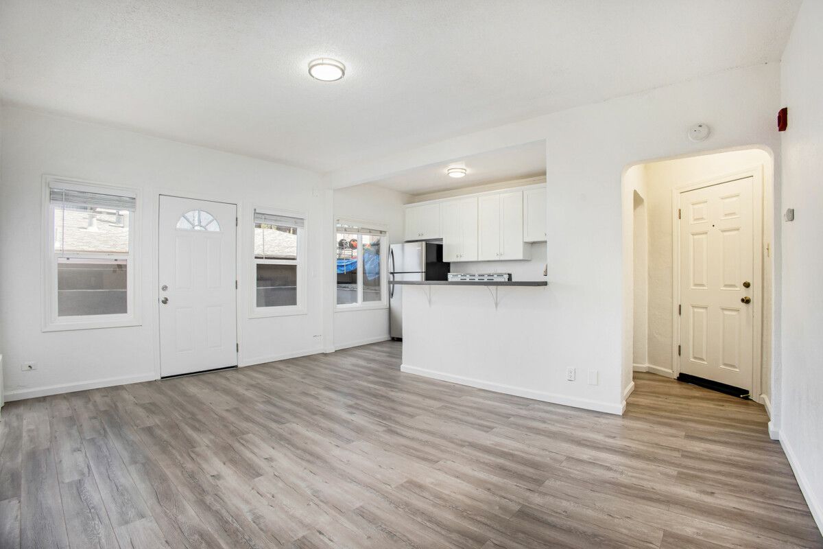 1829 6th Ave #107
