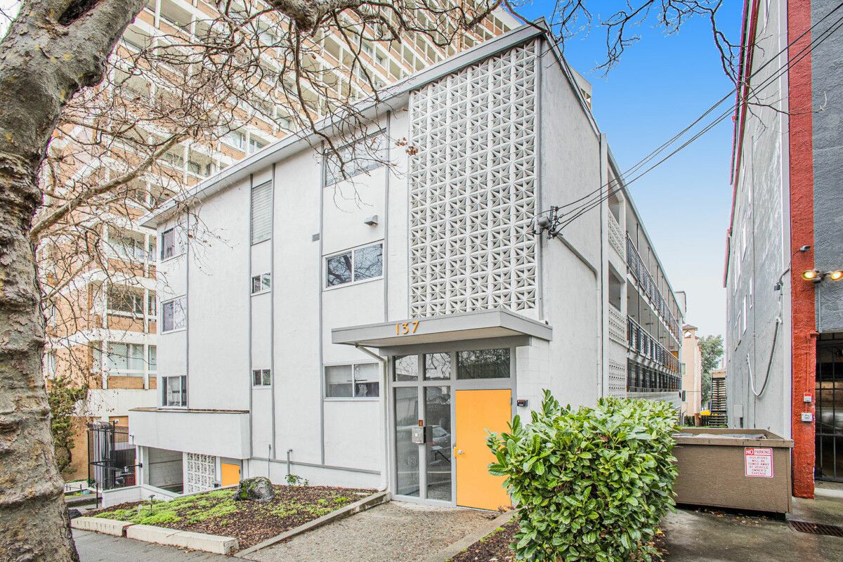 137 Montecito Ave #203 