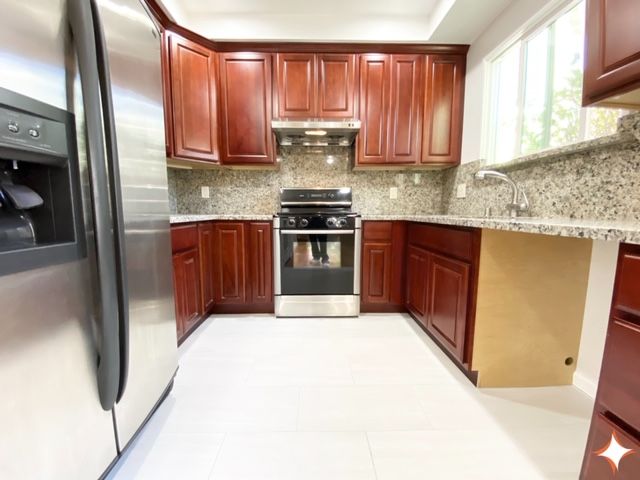 3103 Fernside Blvd