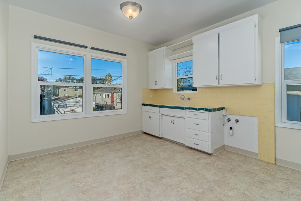 446 Pacific Ave  #C