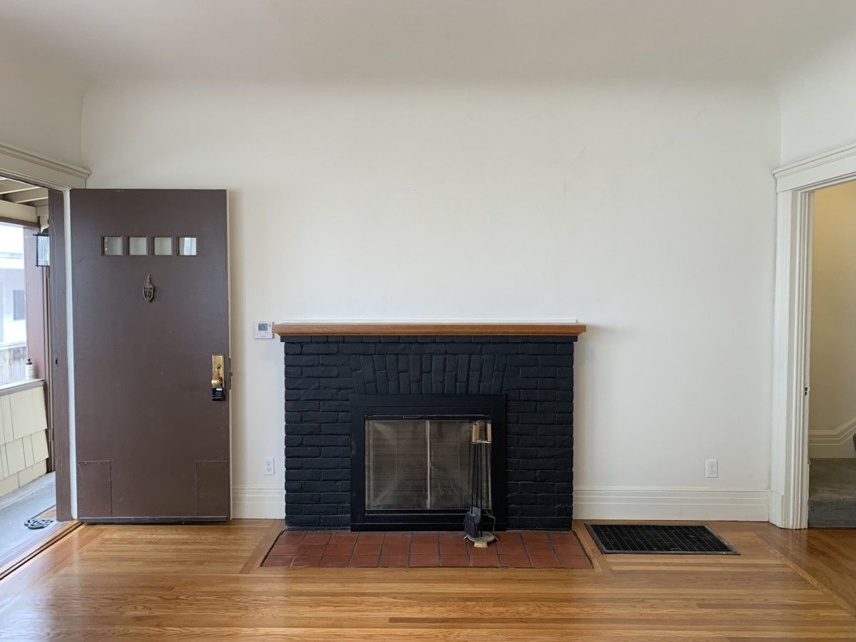2138 Clinton Ave #B