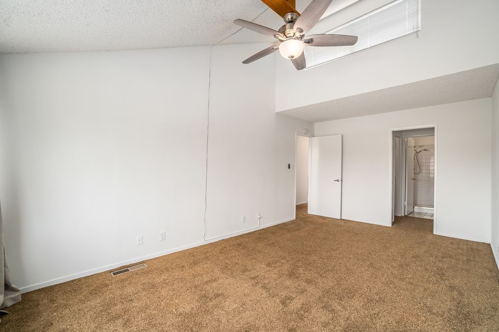 1033 Tahiti Lane