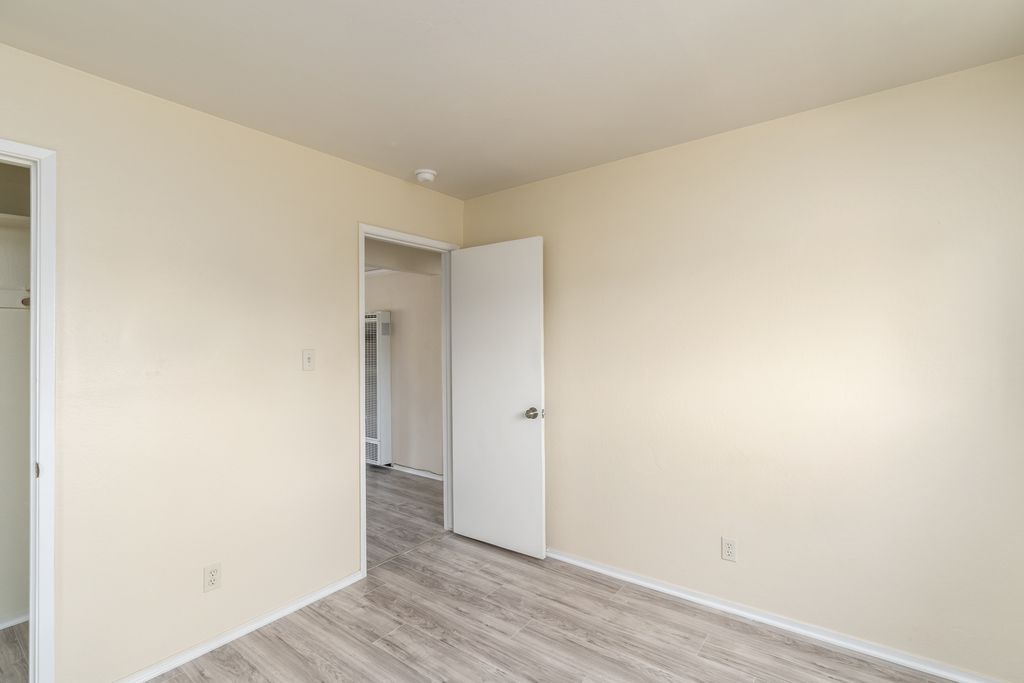 2045 Santa Clara #F