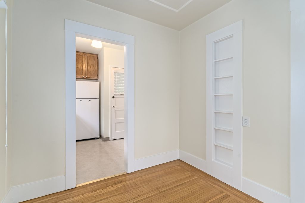 1106 Park Ave #6