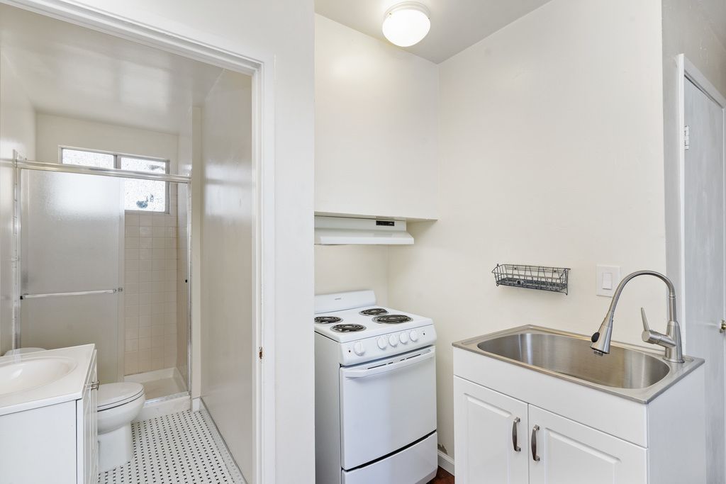 1715 Park St. #1 