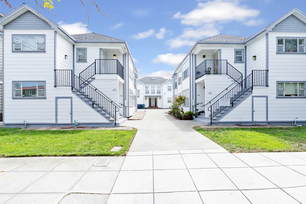 1412A 9th Street 