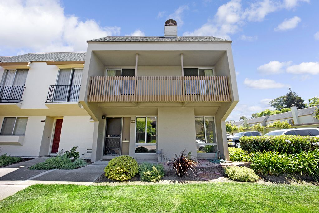 1024 Fontana Drive