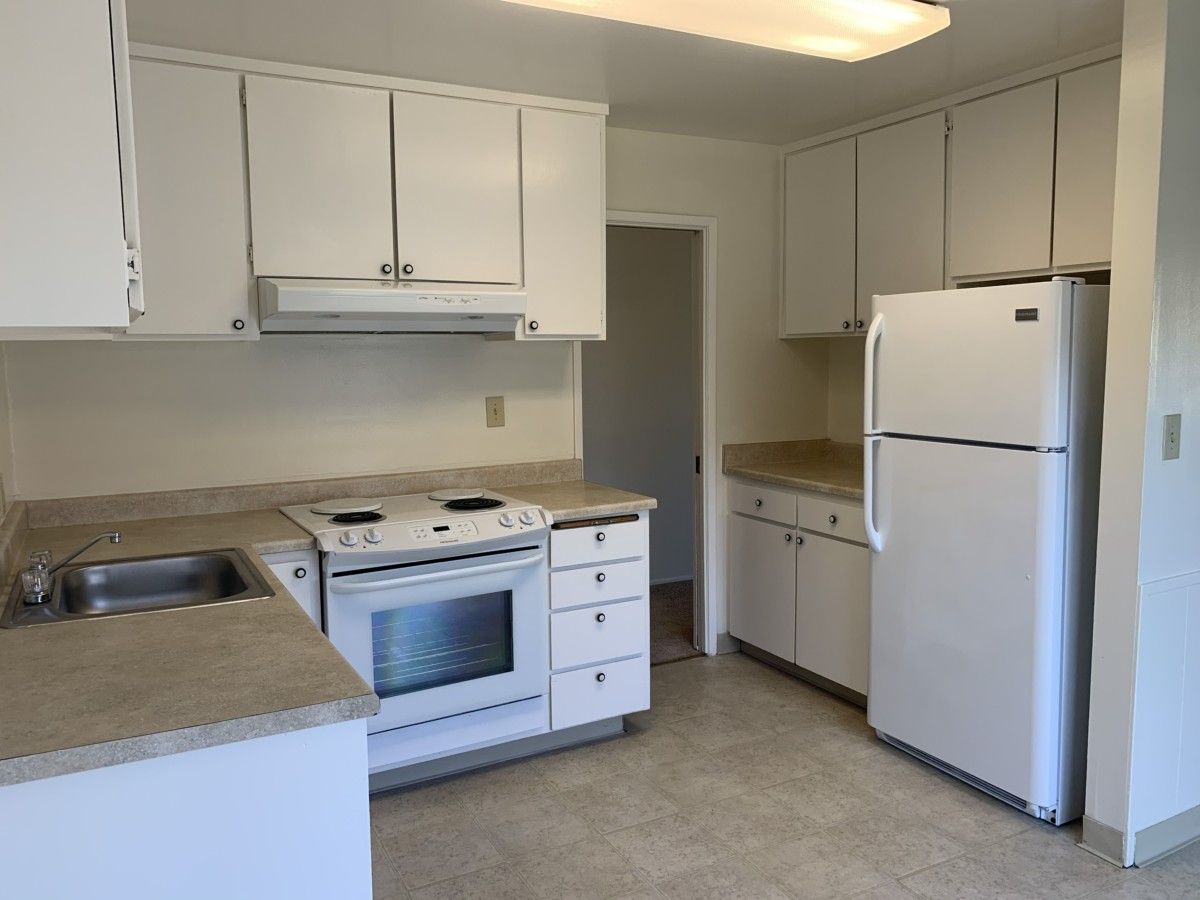 1226 Broadway #C