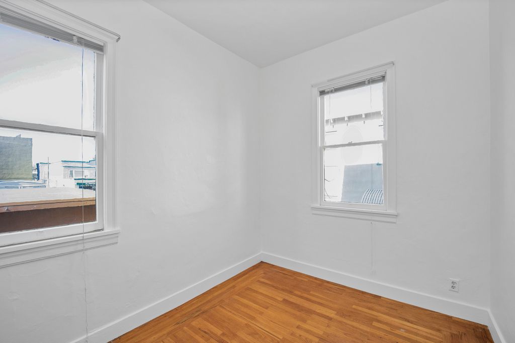 1535 Everett Street #2 