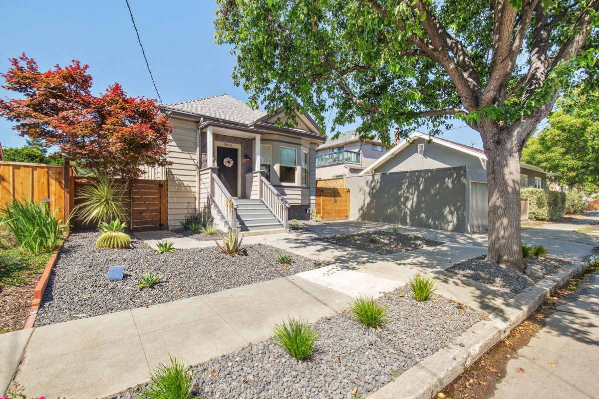 3006 Lincoln Avenue