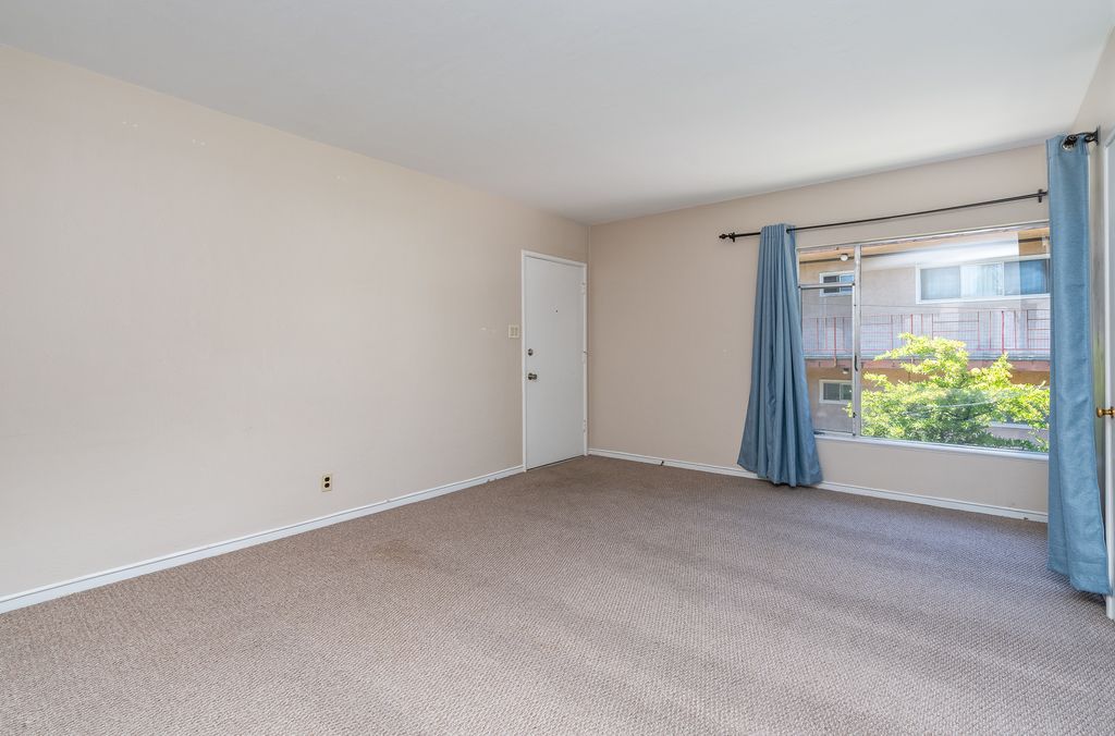 2034 Central Ave - Upper unit