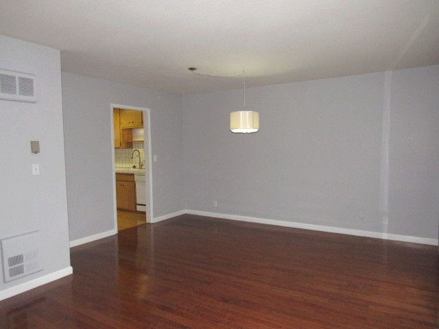 2106 Otis Drive, #M