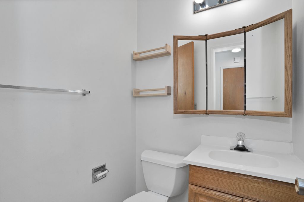 1175 Broadway #P